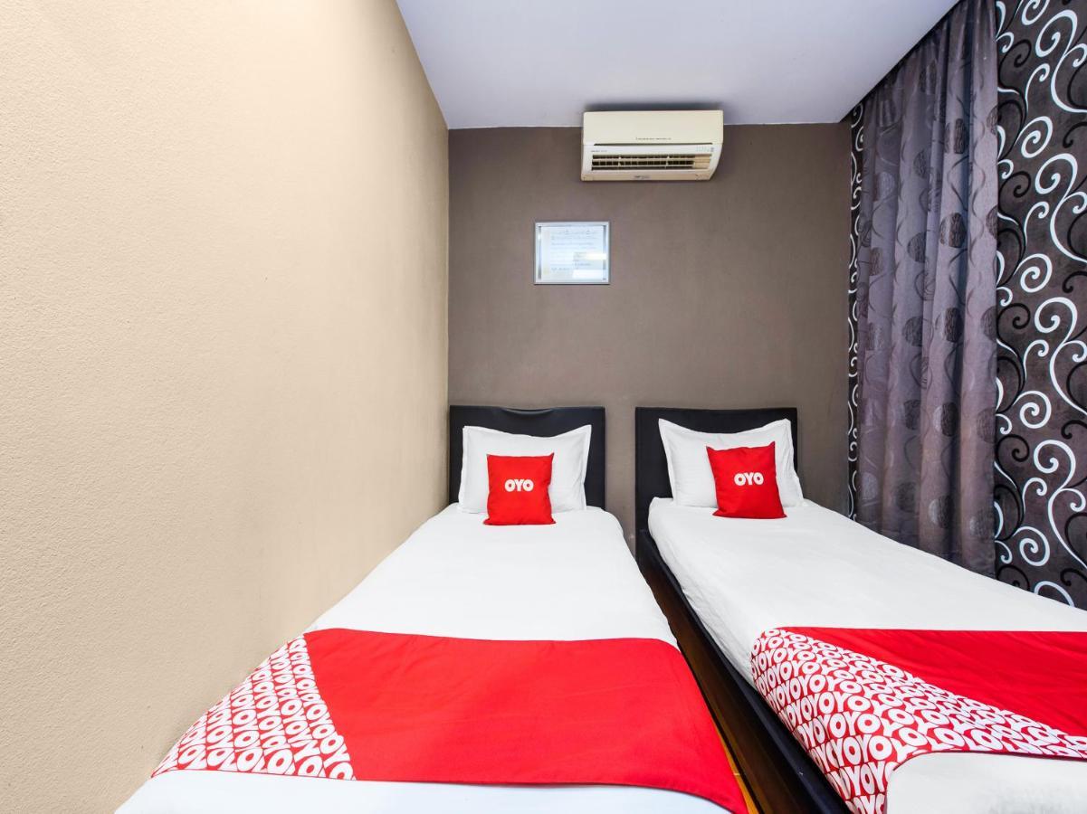 Oyo 44123 Hotel Al-Saif Kuala Kerai Екстер'єр фото