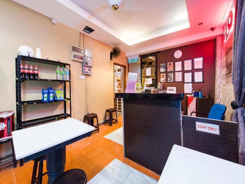 Oyo 44123 Hotel Al-Saif Kuala Kerai Екстер'єр фото
