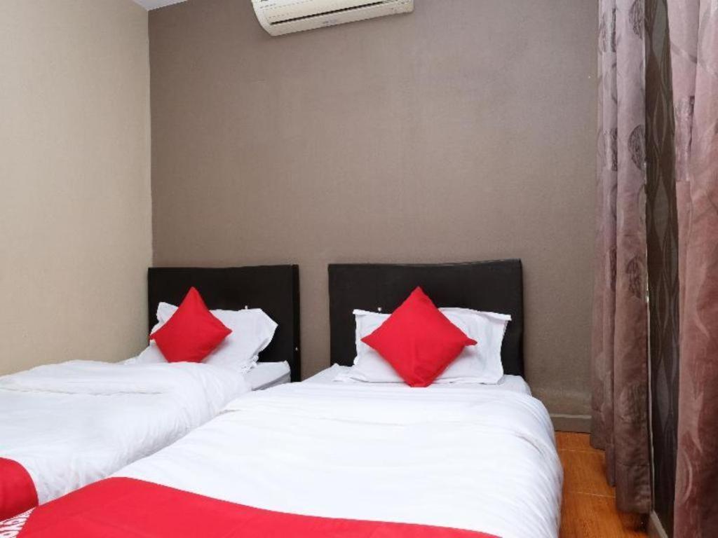 Oyo 44123 Hotel Al-Saif Kuala Kerai Екстер'єр фото